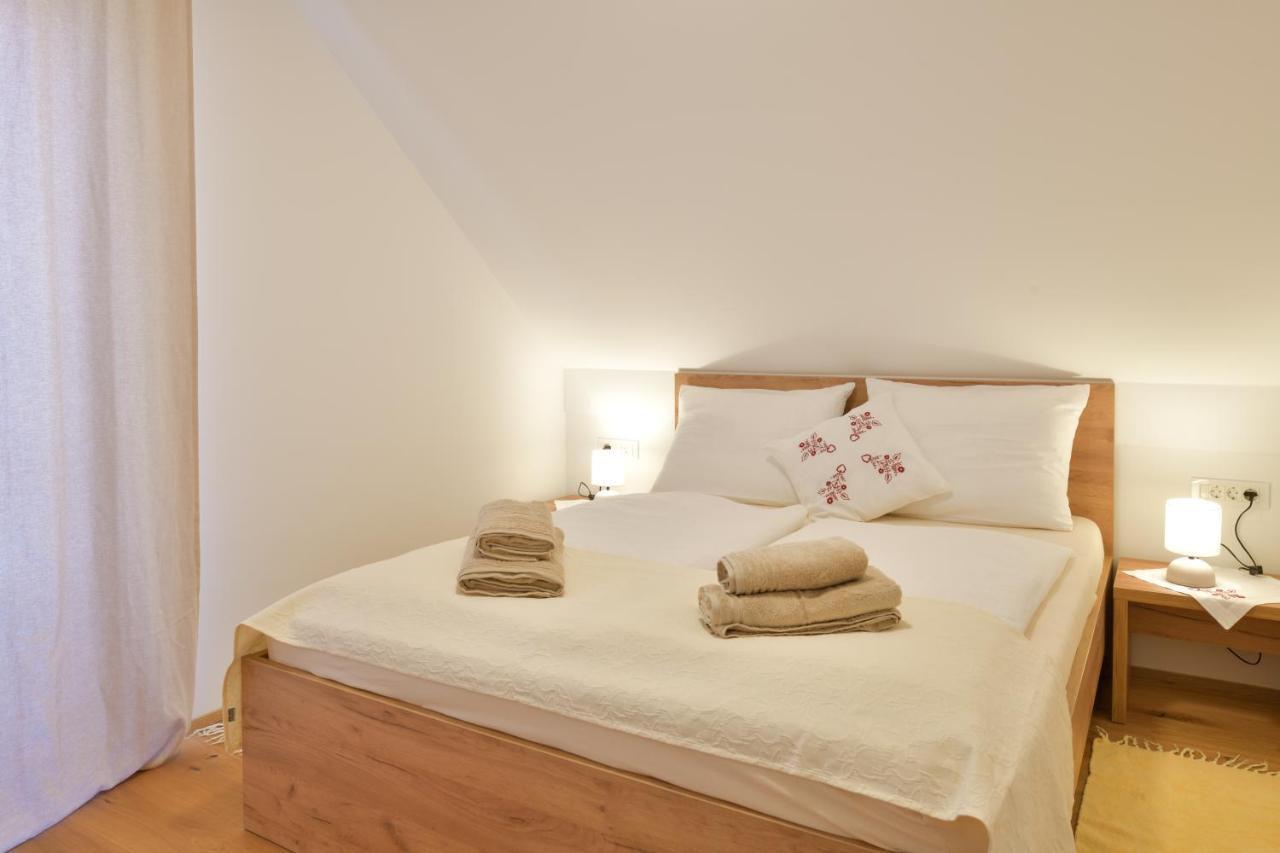 Farm Stay Jarc Vineyard Svecina Exterior foto