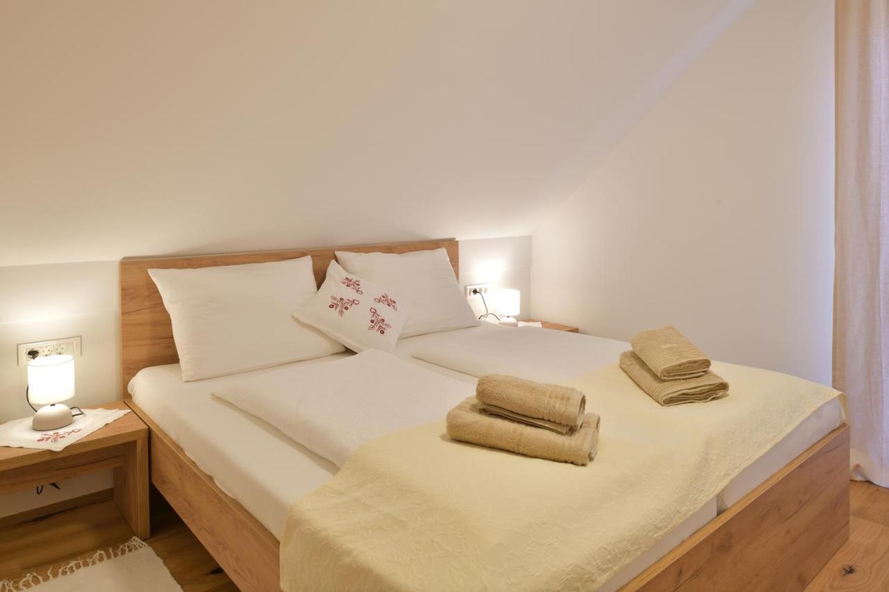 Farm Stay Jarc Vineyard Svecina Exterior foto