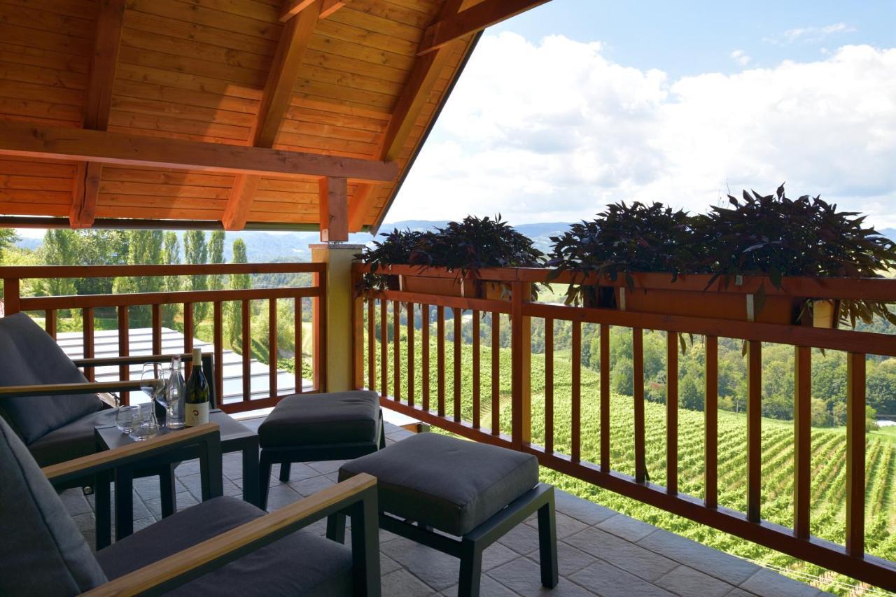 Farm Stay Jarc Vineyard Svecina Exterior foto