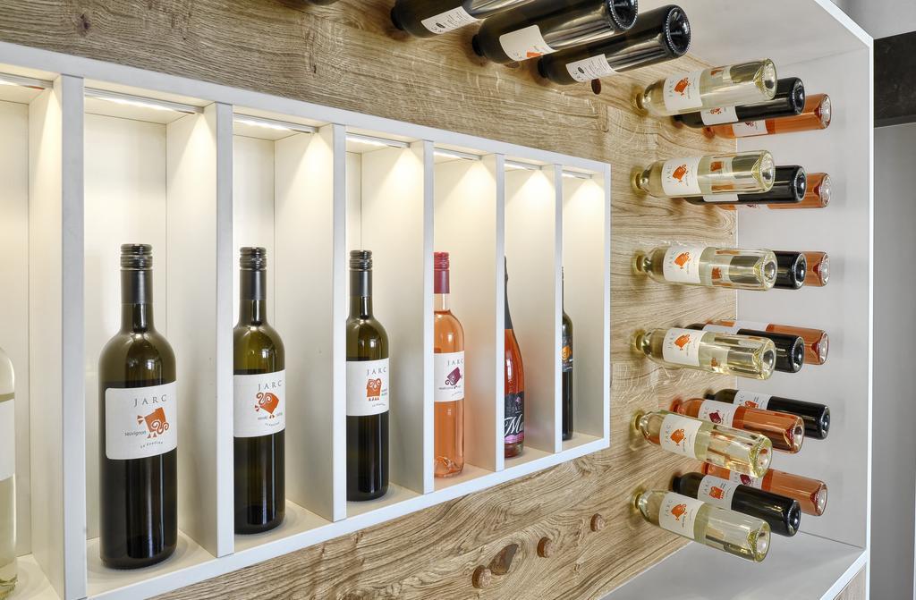Farm Stay Jarc Vineyard Svecina Exterior foto