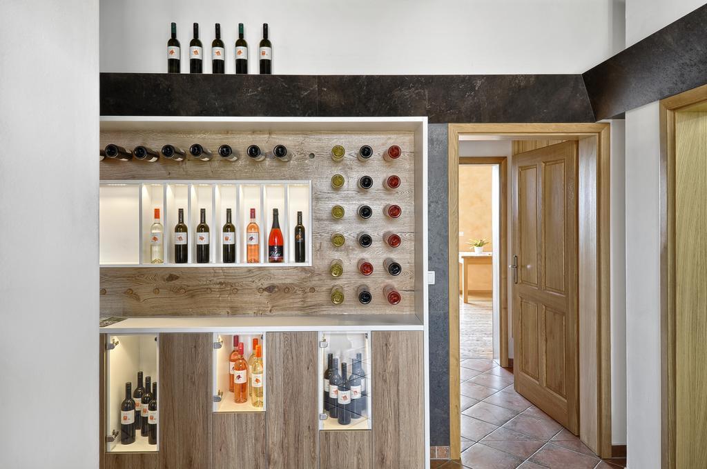 Farm Stay Jarc Vineyard Svecina Exterior foto
